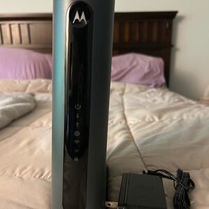 Motorola MG7540 DOCSIS 3.0 Cable Modem + AC1600 Wi-Fi Router – Save on Rental F